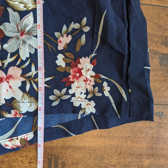 Flowy Summer Shorts; High Waisted; Navy & Floral - Picture 2 of 6
